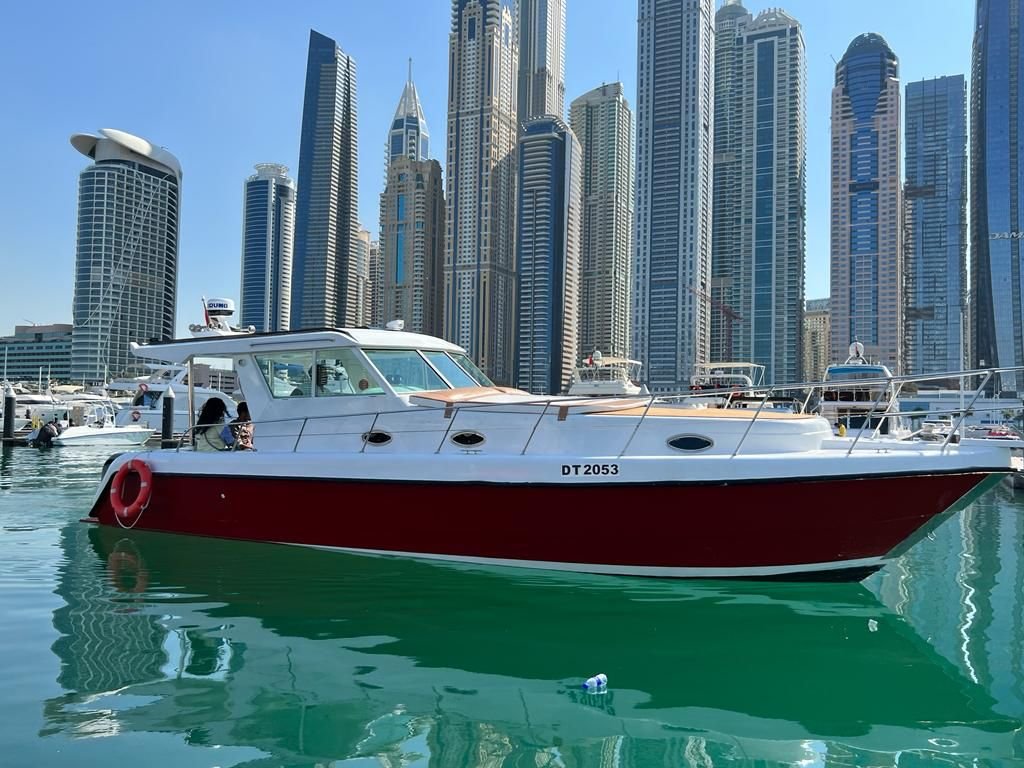 40ft Luxury Yacht View